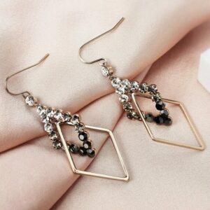 ピアス スワロフスキー ひし形 フック クリア ブラック 18Kコーヒーゴールド Aurora&Oasis オーロラ&オアシス